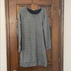 Zenana Outfitters Large Long sweater